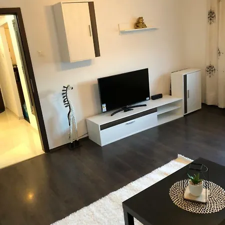 Bulevardul Liviu Rebreanu Fry